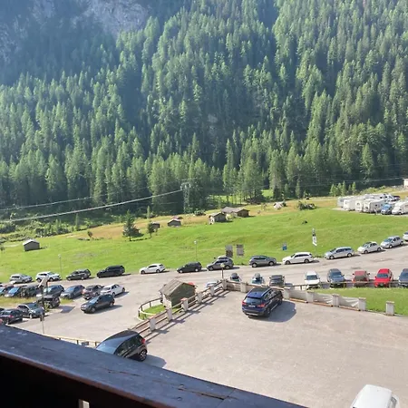 Aparthotel Regina Delle Dolomiti