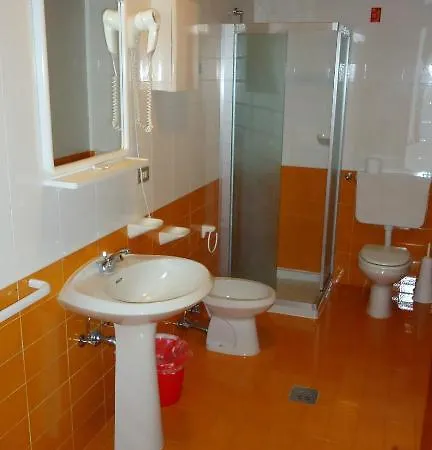Regina Delle Dolomiti Apartahotel