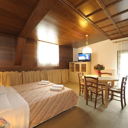 Apartahotel Regina Delle Dolomiti *