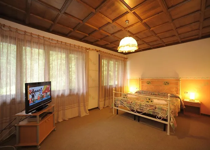 Regina Delle Dolomiti Aparthotel Rocca Pietore